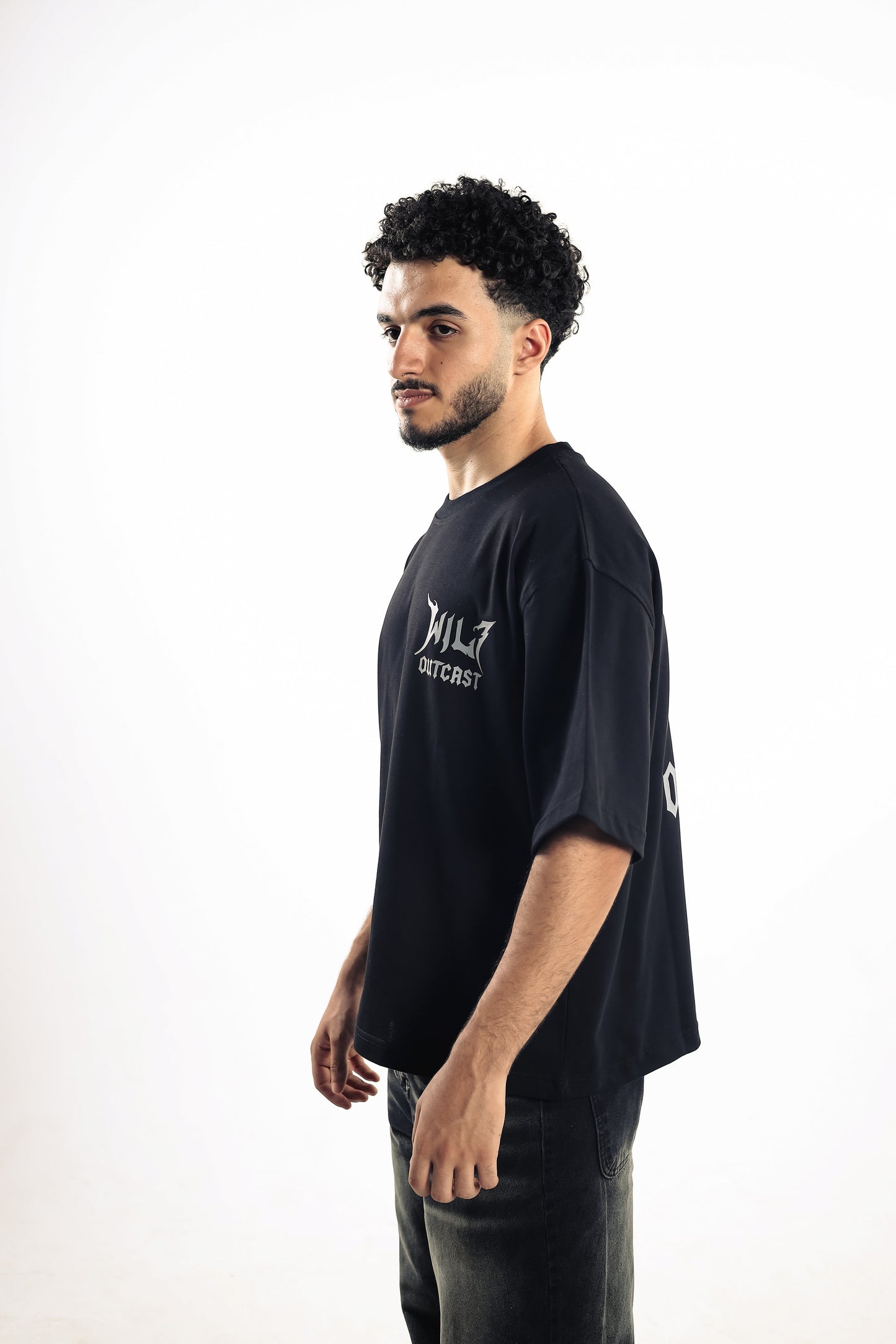 WILZ OUTCAST – Black Box Fit Tee
