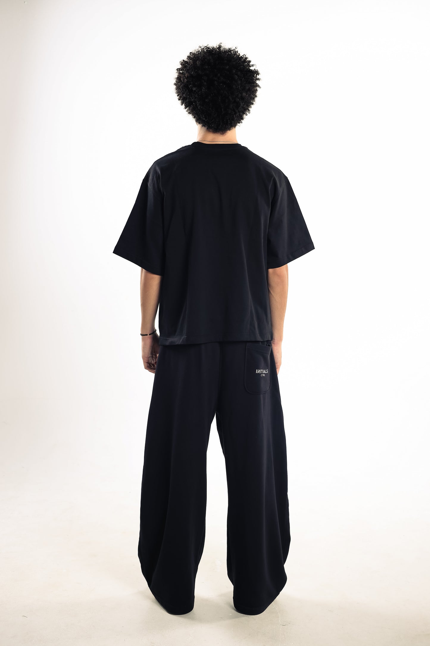 Basic Black Box Fit Tee