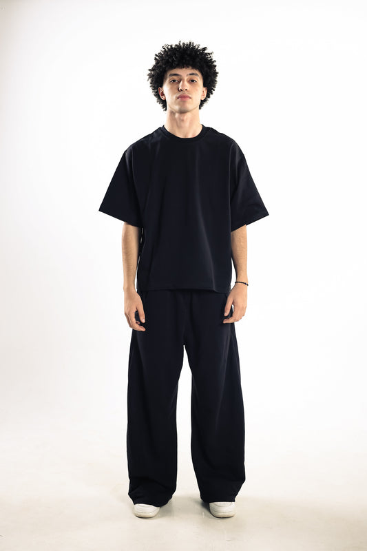 Basic Black Box Fit Tee