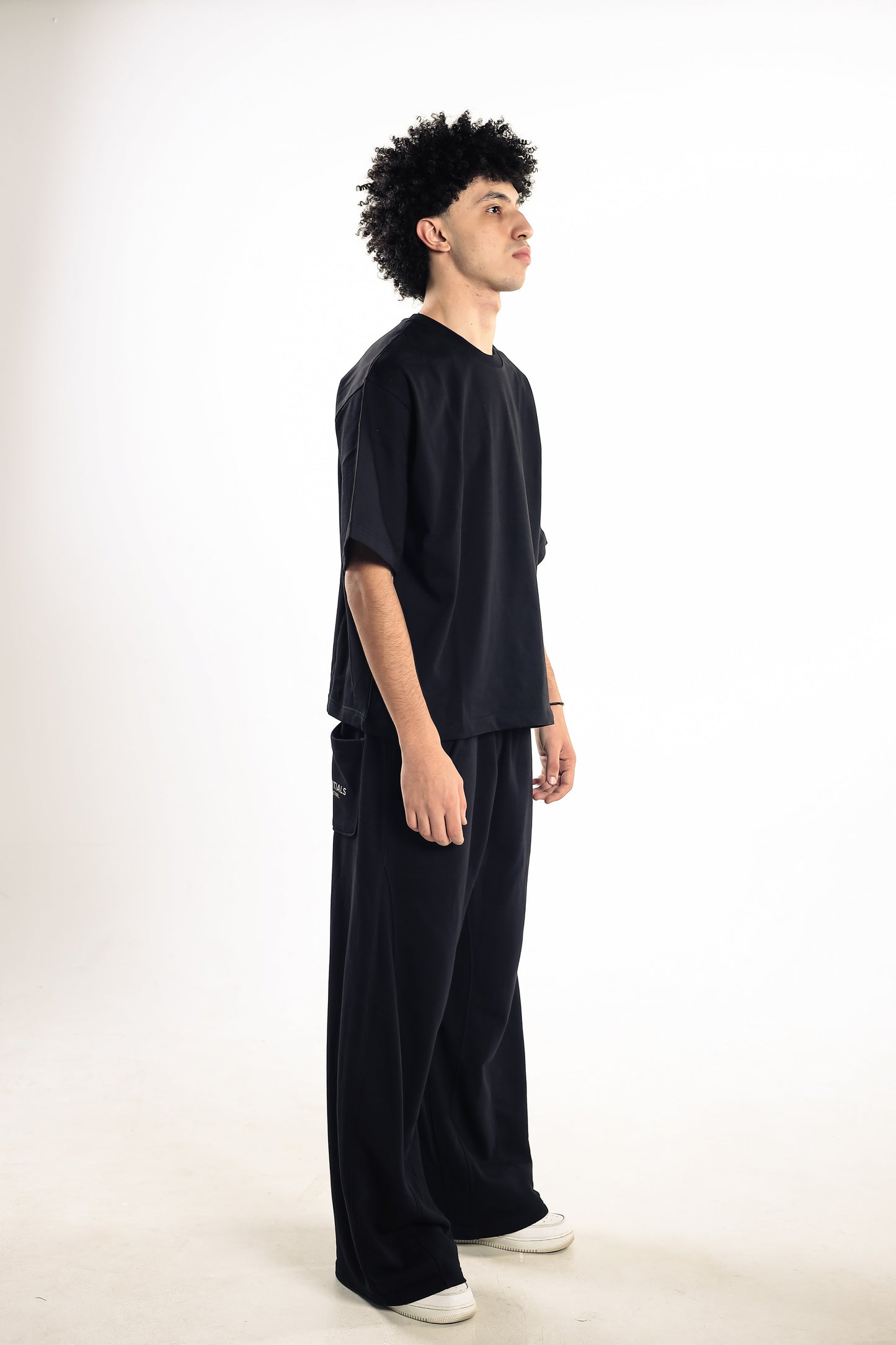 Basic Black Box Fit Tee